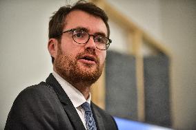 Press Conference On A Food Waste Collection And Recycling Plan - Paris