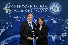 Sec Blinken Hold A Anti-Corruption Champion Award Ceremony