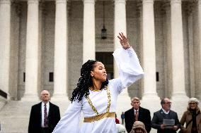 Living nativity at the Supreme Court