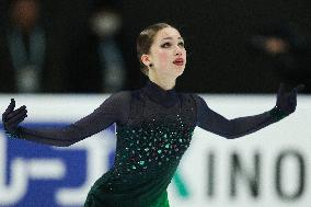 (SP)CHINA-BEIJING-FIGURE SKATING-ISU GRAND PRIX FINAL-WOMEN(CN)