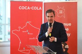 Veran Visits Coca-Cola Bottle Production - Essonne