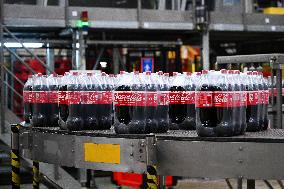 Veran Visits Coca-Cola Bottle Production - Essonne