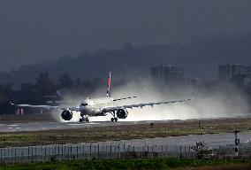 Airbus A330-941 delivery flight to Delta Air Lines