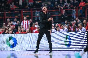 Olympiacos Piraeus v FC Bayern Munich - Turkish Airlines EuroLeague