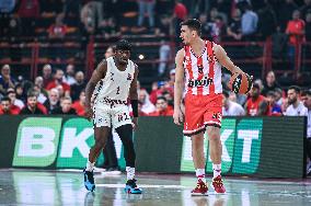 Olympiacos Piraeus v FC Bayern Munich - Turkish Airlines EuroLeague