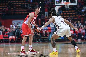 Olympiacos Piraeus v FC Bayern Munich - Turkish Airlines EuroLeague