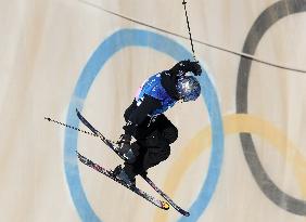 (SP)CHINA-ZHANGJIAKOU-FIS SNOWBOARD WORLD CUP-MEN'S HALFPIPE (CN)