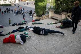 Artists perform in favor of Palestine and against Israel's attack on Gaza - Barcelona