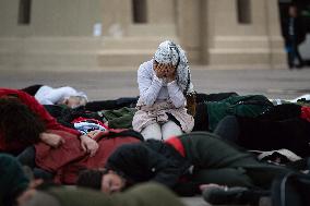 Artists perform in favor of Palestine and against Israel's attack on Gaza - Barcelona