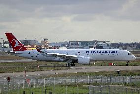 Third test flight of the Turkish Airlines Airbus A350-941 in Toulouse