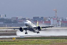 First Flight test of the Vistara Airbus A320-251N in Toulouse