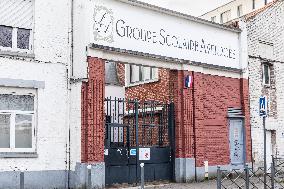 Government Ceases To Fund Averroes High School - Lille