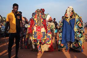 BENIN-OUIDAH-CULTURE-MASK DANCE