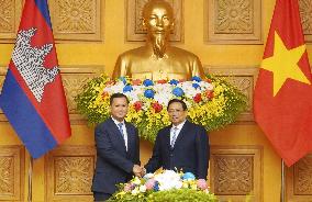 Cambodian PM in Hanoi