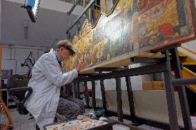 100 Years Of The Vatican Museums Restoration Laboratory -  “Beyond The Surface. The Restorer's Gaze"