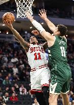 (SP)U.S.-MILWAUKEE-BASKETBALL-NBA-BUCKS VS BULLS