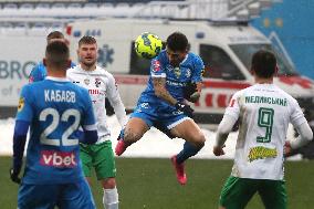 Dynamo 2-0 Obolon in UPL match