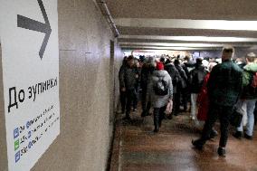 Transport problems at Lybidska metro station in Kyiv