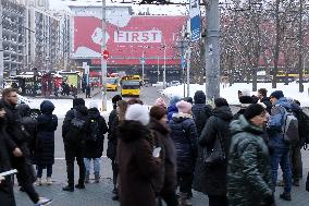 Transport problems at Lybidska metro station in Kyiv