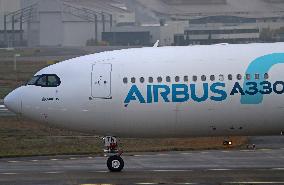 test flight of a Airbus A330-941 in Toulouse