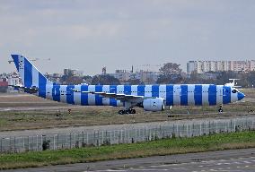 Third test flight of a Condor Airbus A330-941 in Toulouse