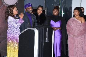 The Cast Of The Color Purple Visit the Empire State Building - NYC