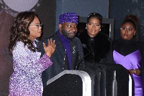 The Cast Of The Color Purple Visit the Empire State Building - NYC