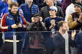 Susan Sarandon During A Hockey Match - NYC