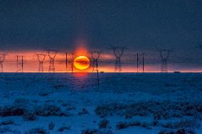 High-Voltage Power During Extreme Cold Weather