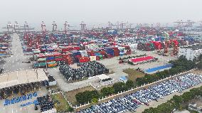 Energy Vehicles Export in Suzhou Port