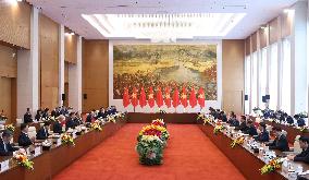 VIETNAM-HANOI-XI JINPING-NATIONAL ASSEMBLY OF VIETNAM-CHAIRMAN-MEETING