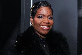 The Cast Of The Color Purple Visit the Empire State Building - NYC