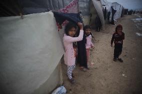 Daily Life In Refugees Camp In Khan Yunes - Gaza Strip