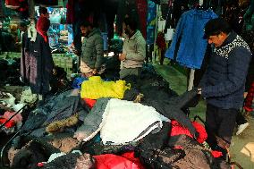 Sale of Winter Clothing In Kashmir
