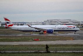 Third test flight of a British Airways Airbus A350-1041 in Toulouse