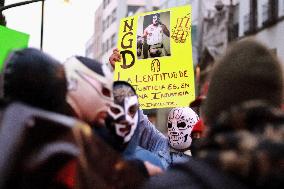 Wrestlers Protest - Mexico City