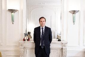 Lawyer, Pierre Hoffman - Paris