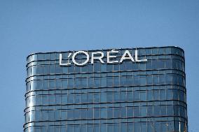 L 'Oreal Building in Shanghai