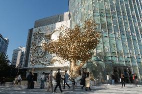 DIOR Christmas Tree in Shanghai