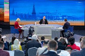 RUSSIA-MOSCOW-PUTIN-ANNUAL PRESS CONFERENCE-Q&A SESSION