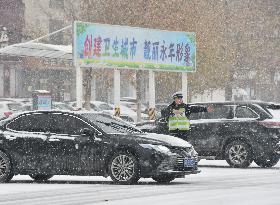 Snow Traffic in Handan