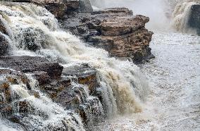 The Yellow River Hukou Waterfall Scenery in Yan 'an