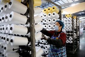 A Woven Bag Workshop in Lianyungang