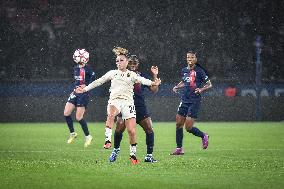 Women's Champions League - PSG v AS Roma