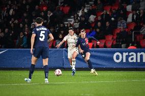 Women's Champions League - PSG v AS Roma