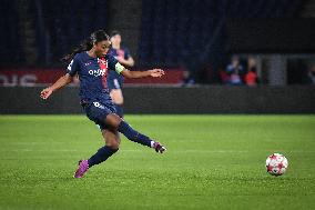 Women's Champions League - PSG v AS Roma