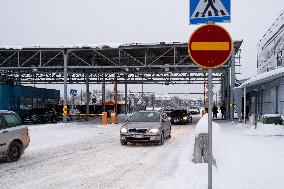 The Niirala checkpoint on the Finnish-Russian border