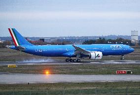 First test flight of the ITA Airways Airbus A330-941 in Toulouse