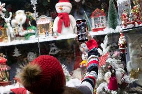 Christmas Shopping In Tehran, Iran