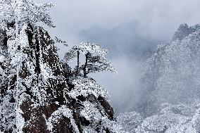 #CHINA-ANHUI-HUANGSHAN MOUNTAIN-SNOW (CN)